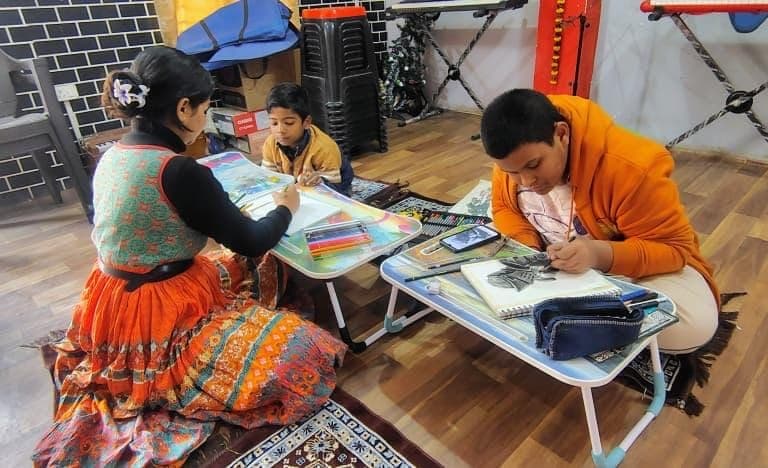 Prajhan Arts Moments